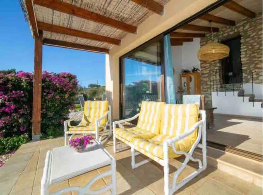 Private ' Estufa' With A Beautiful View *